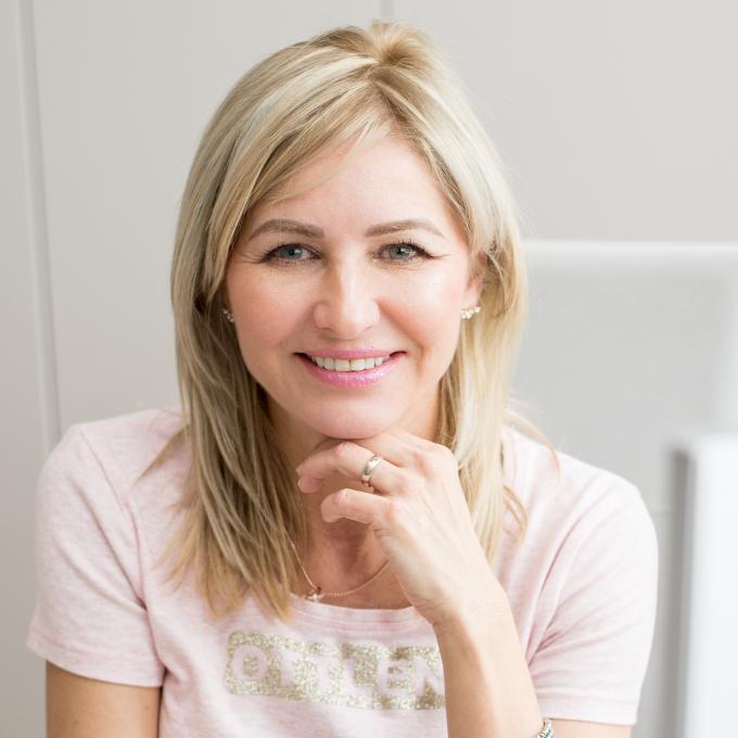 MUDr. Lenka Ottová, vedoucí lékařka Centra oční a estetické medicíny Ottlens